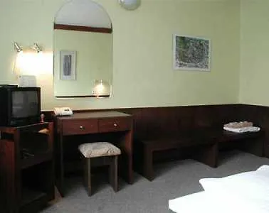Hotel Myslivna 3*
