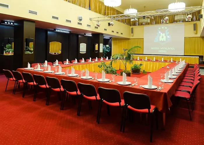 Hotel Myslivna 3*
