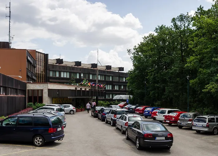 Hotel Myslivna 3*