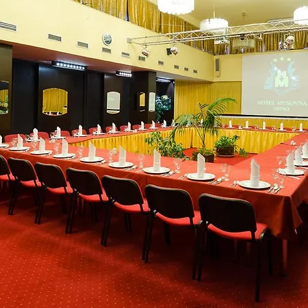 Hotel Myslivna 3*