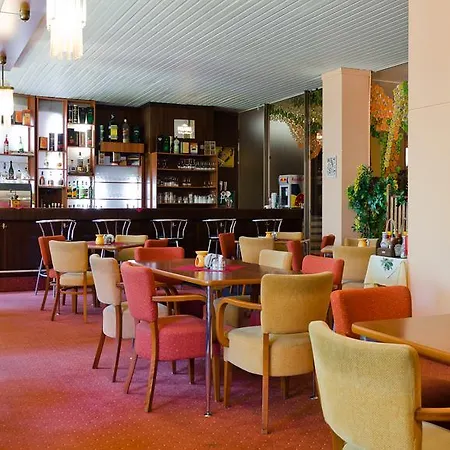 Hotel Myslivna 3*