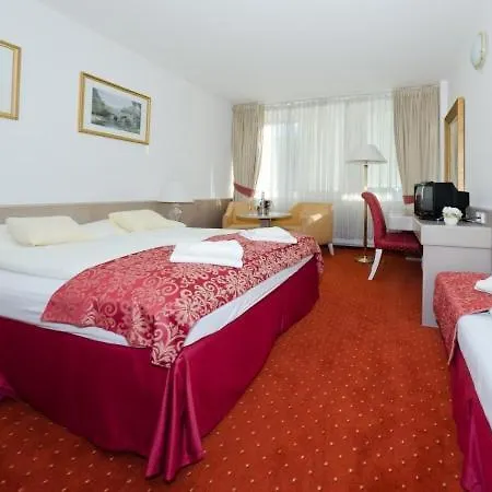 Hotel Myslivna 3*